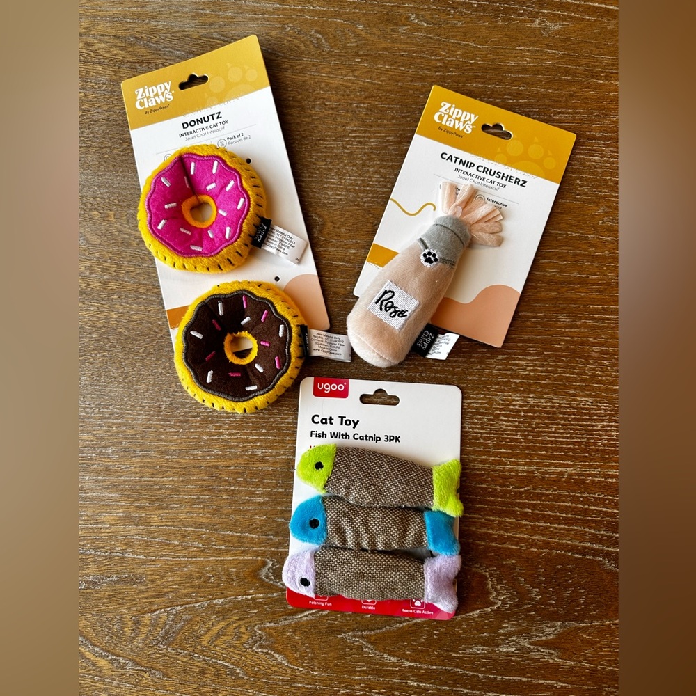 Cat toys Donutz, Bottle of Rosé and Fish Toys  Set of 3 toys